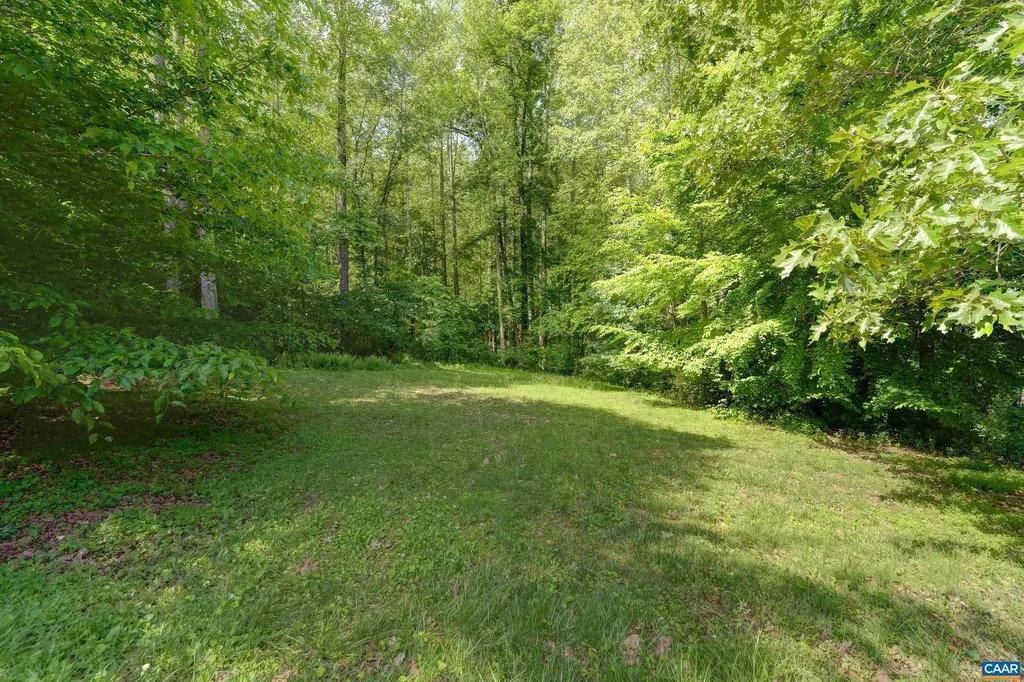 395 Ivy Vista Drive Charlottesville VA 22903