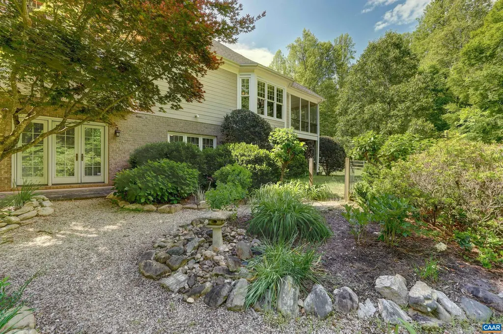 395 Ivy Vista Drive Charlottesville VA 22903