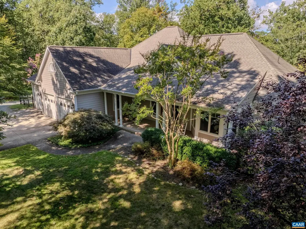 395 Ivy Vista Drive Charlottesville VA 22903
