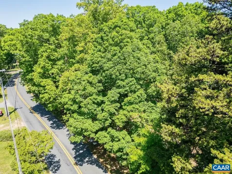 534 Dooms Crossing Road Waynesboro VA 22980