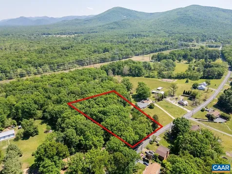 534 Dooms Crossing Road Waynesboro VA 22980