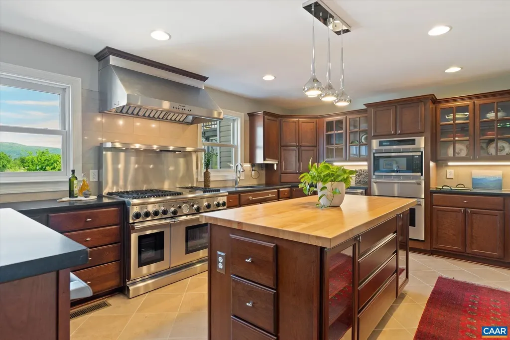 1141 Kingsway Road Afton VA 22920