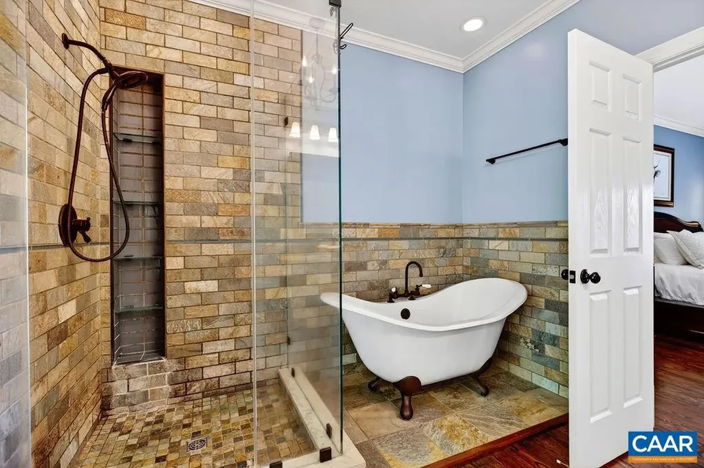 1059 Bryant Mountain Road Roseland VA 22967