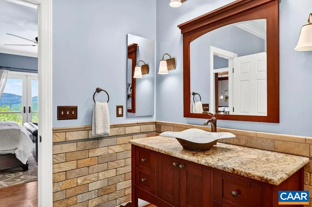 1059 Bryant Mountain Road Roseland VA 22967