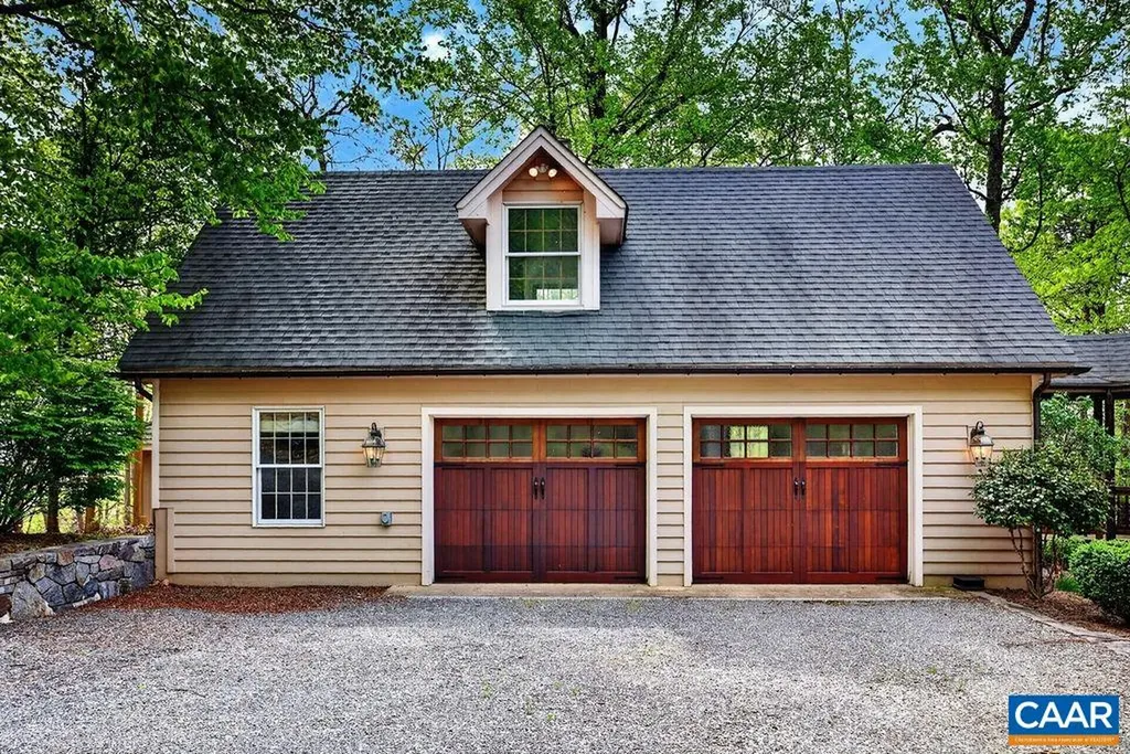 1059 Bryant Mountain Road Roseland VA 22967