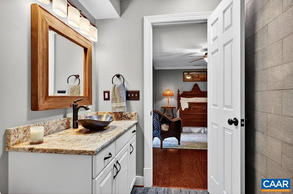 1059 Bryant Mountain Road Roseland VA 22967