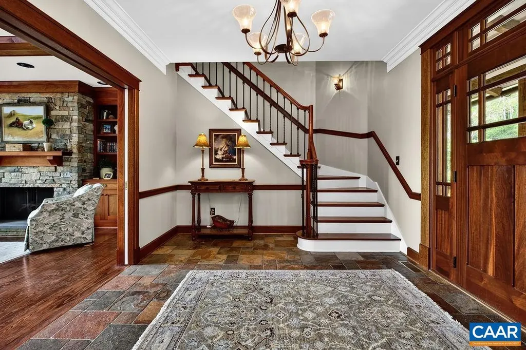 1059 Bryant Mountain Road Roseland VA 22967