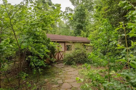 1104 Ridgewood Road Harrisonburg VA 22801