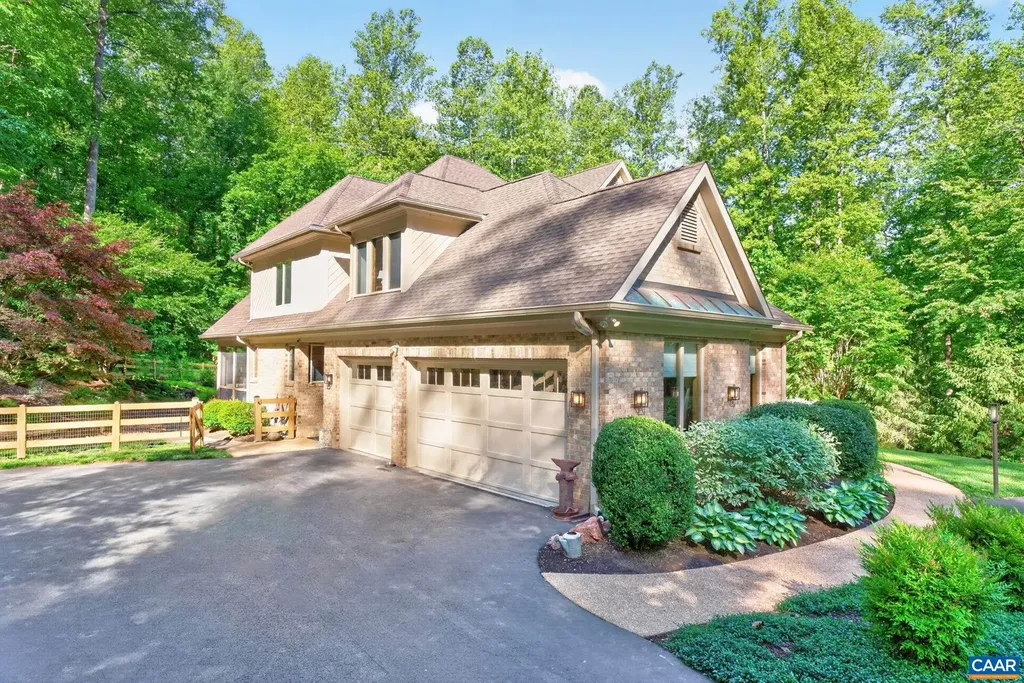 840 Murray Lane Charlottesville VA 22903