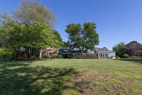 1270 Nova Drive Waynesboro VA 22980