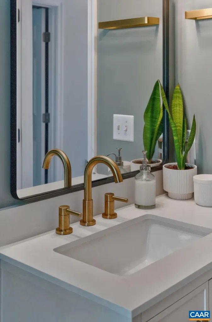 1557 Primrose Lane Charlottesville VA 22902