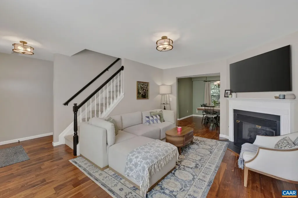 1557 Primrose Lane Charlottesville VA 22902