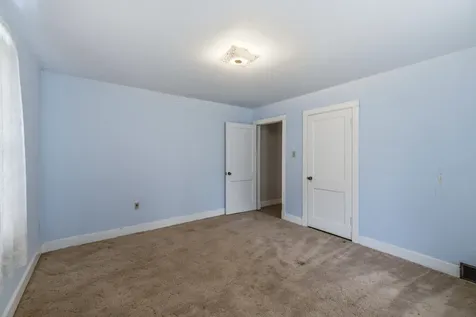 117 Grove Avenue Edinburg VA 22824
