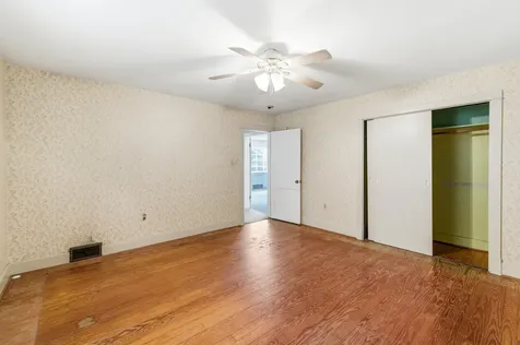 117 Grove Avenue Edinburg VA 22824