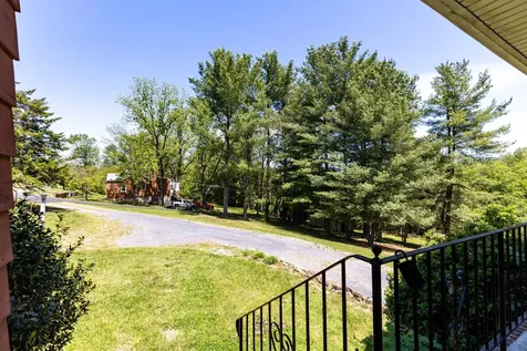 117 Grove Avenue Edinburg VA 22824