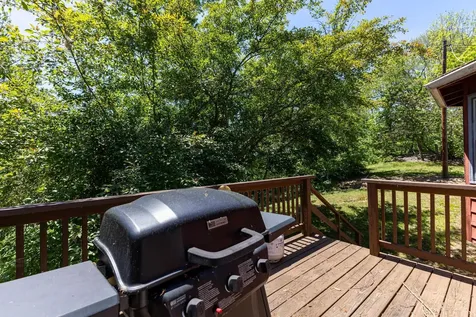 117 Grove Avenue Edinburg VA 22824