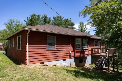 117 Grove Avenue Edinburg VA 22824