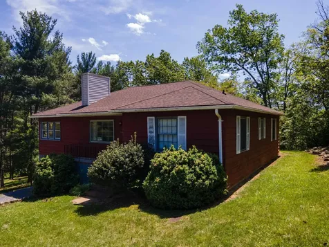 117 Grove Avenue Edinburg VA 22824
