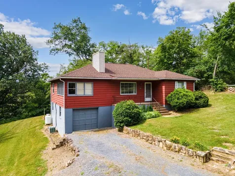 117 Grove Avenue Edinburg VA 22824
