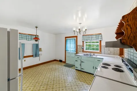 117 Grove Avenue Edinburg VA 22824