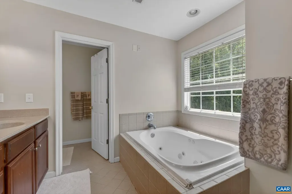 459 Jefferson Drive Palmyra VA 22963