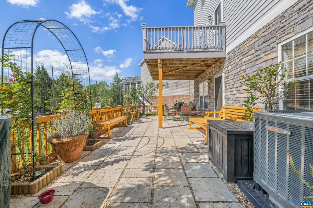 1236 Amber Ridge Road Charlottesville VA 22901