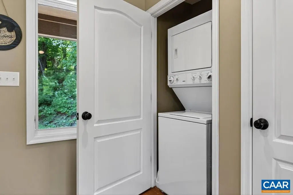 168 Shamokin Springs Trail Roseland VA 22967