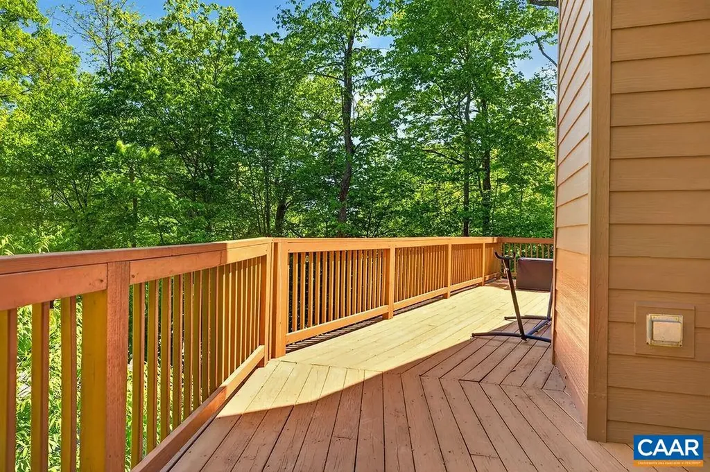168 Shamokin Springs Trail Roseland VA 22967