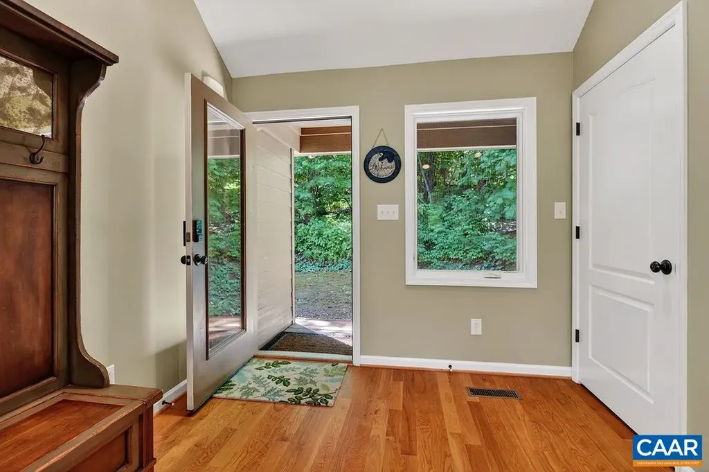 168 Shamokin Springs Trail Roseland VA 22967