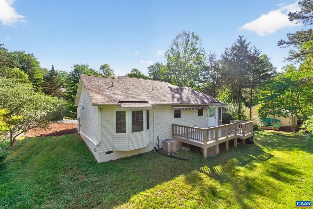 339 Jefferson Drive Palmyra VA 22963