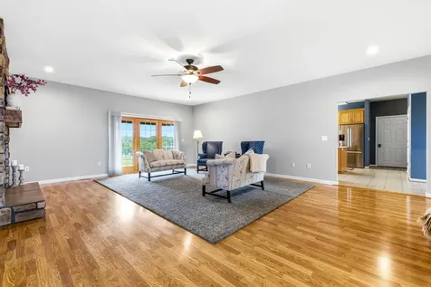 14334 Sunset Drive S Broadway VA 22815
