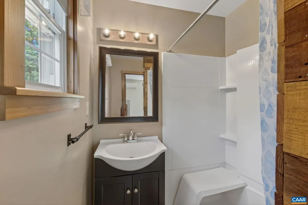 256 Wagner Place Palmyra VA 22963