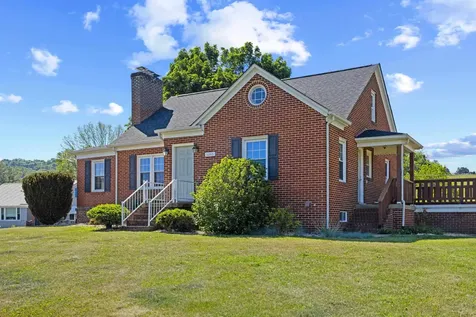 3246 Churchville Avenue Staunton VA 24401
