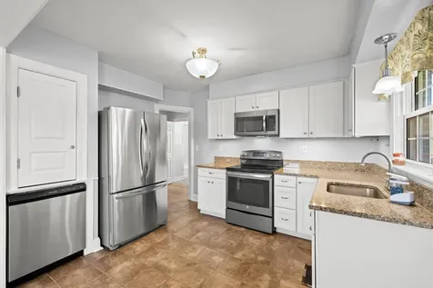3246 Churchville Avenue Staunton VA 24401