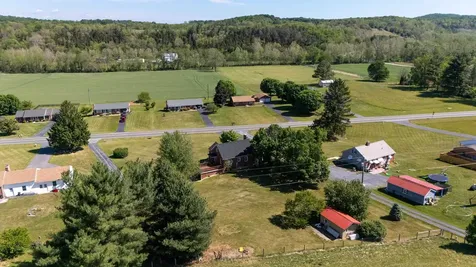 3246 Churchville Avenue Staunton VA 24401