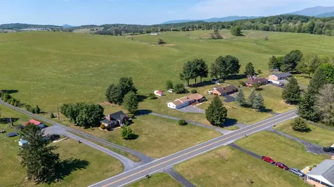 3246 Churchville Avenue Staunton VA 24401