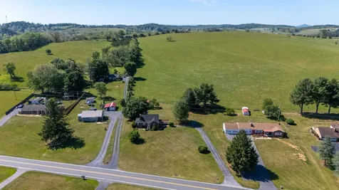 3246 Churchville Avenue Staunton VA 24401