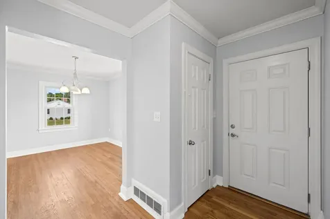 3246 Churchville Avenue Staunton VA 24401