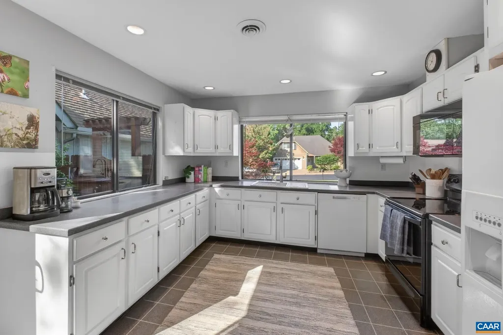 1511 Lake Forest Drive Charlottesville VA 22901
