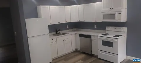 530 A&b Cleveland Avenue Charlottesville VA 22903