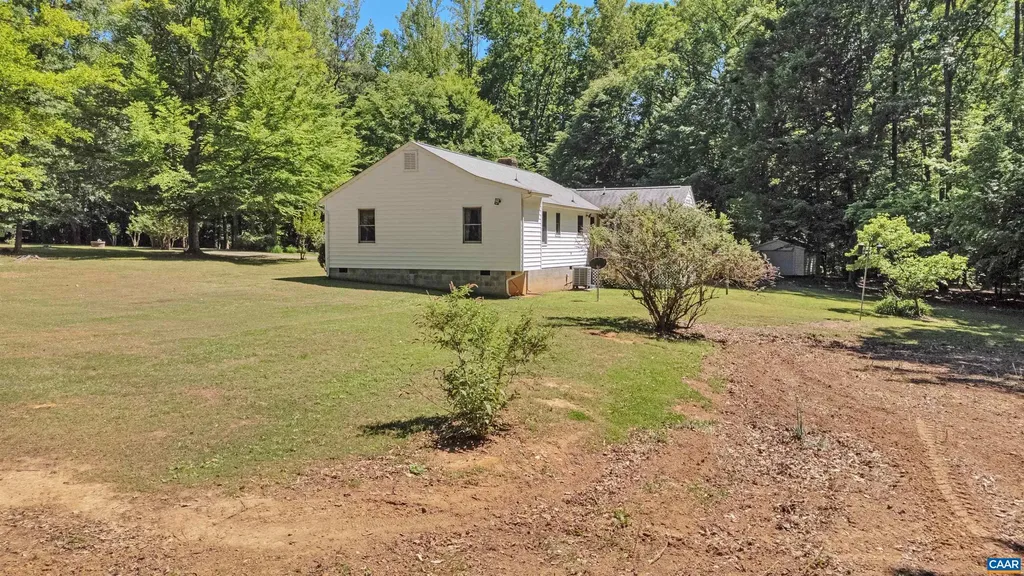 2415 Belle Meade Road Bumpass VA 23024