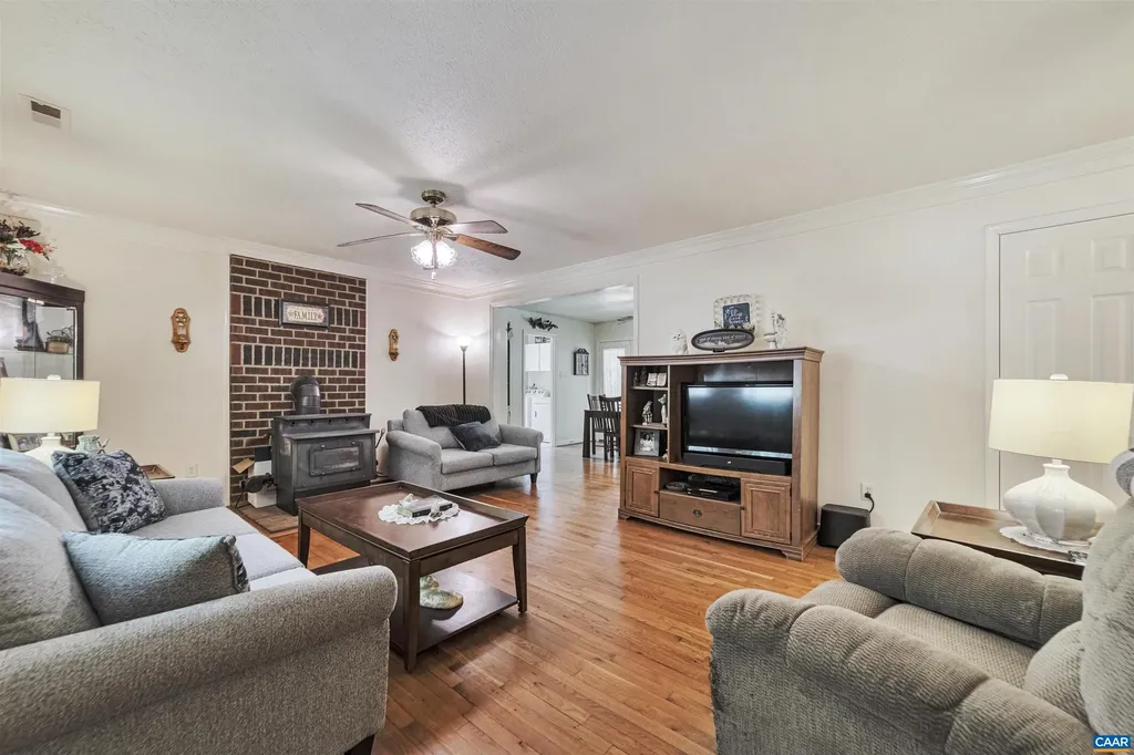 2415 Belle Meade Road Bumpass VA 23024