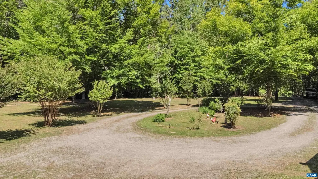 2415 Belle Meade Road Bumpass VA 23024