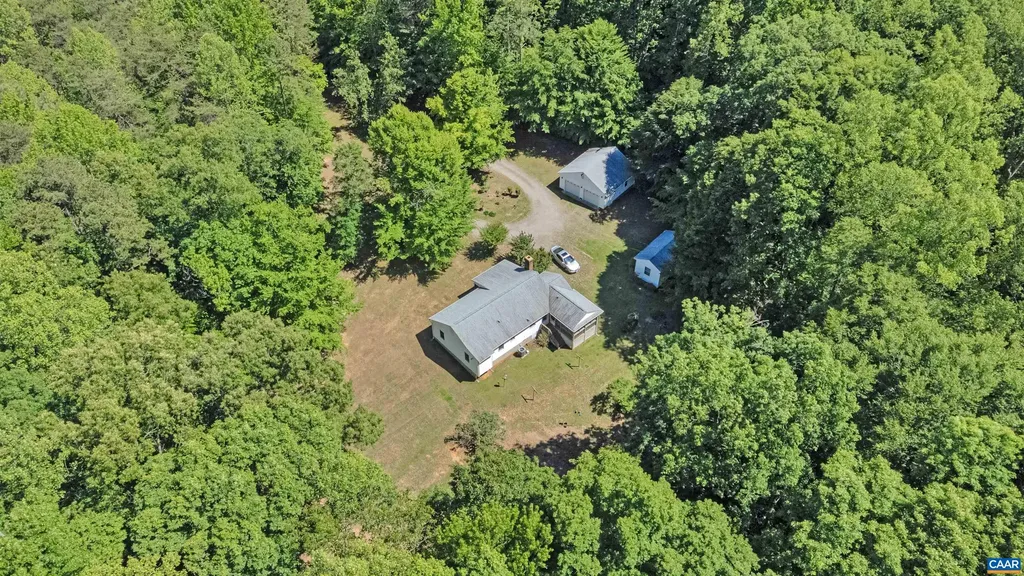 2415 Belle Meade Road Bumpass VA 23024