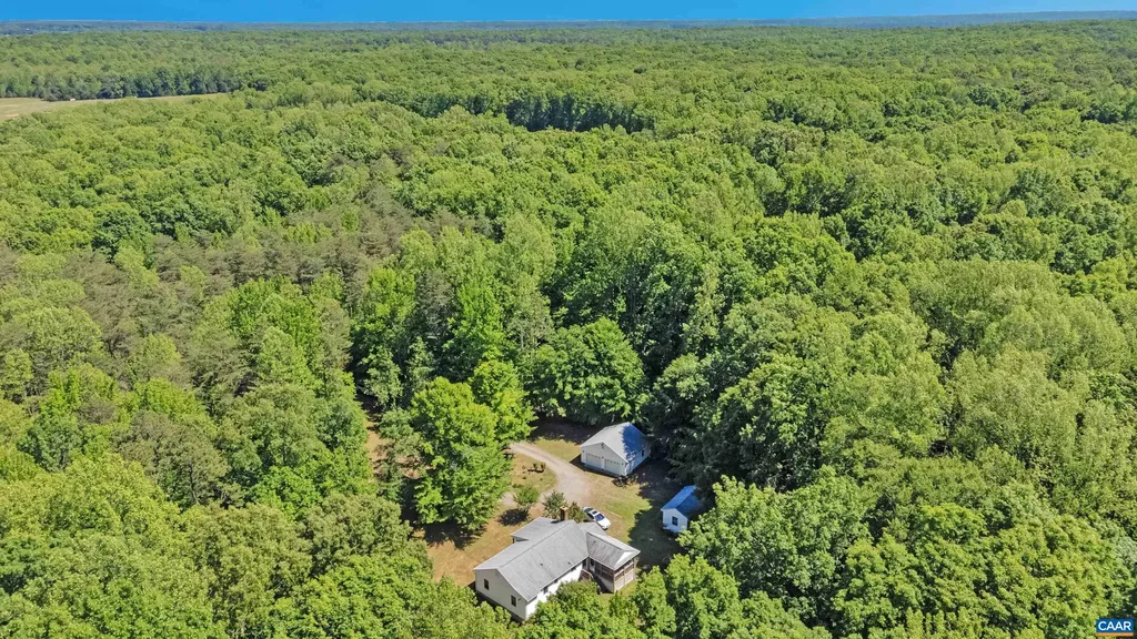 2415 Belle Meade Road Bumpass VA 23024