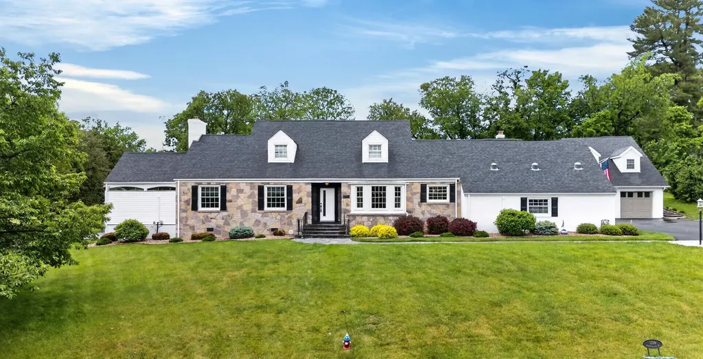 1204 Westmoreland Drive Staunton VA 24401