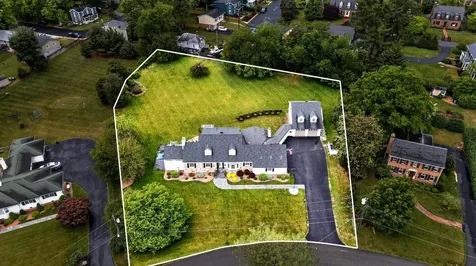 1204 Westmoreland Drive Staunton VA 24401