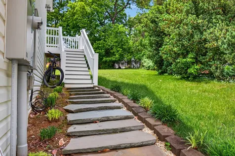 1204 Westmoreland Drive Staunton VA 24401