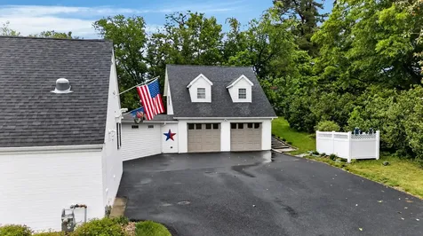 1204 Westmoreland Drive Staunton VA 24401