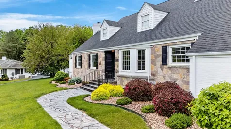 1204 Westmoreland Drive Staunton VA 24401